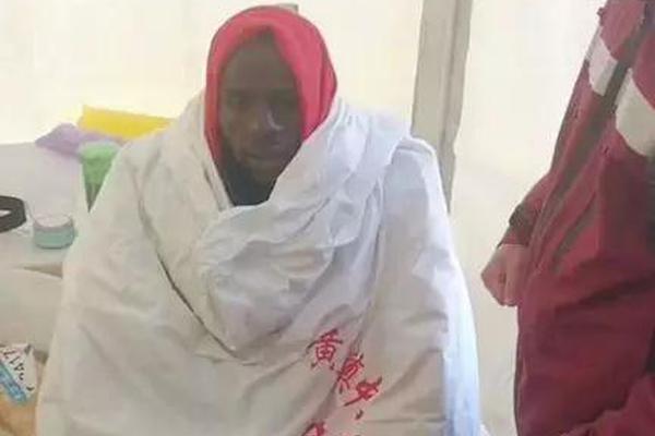 镜报：曼联前往美国进行季前赛，球队需要适应当地高温和潮湿环境